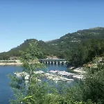Casa Da Lage - Piscina - Bbq - Vistas Rio - Geres 펜션 비에이라도미노