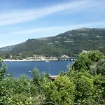 펜션 Casa Da Lage - Piscina - Bbq - Vistas Rio - Geres 비에이라도미노