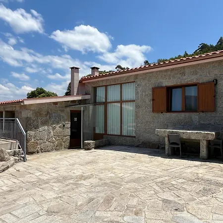 펜션 Casa Da Lage - Piscina - Bbq - Vistas Rio - Geres