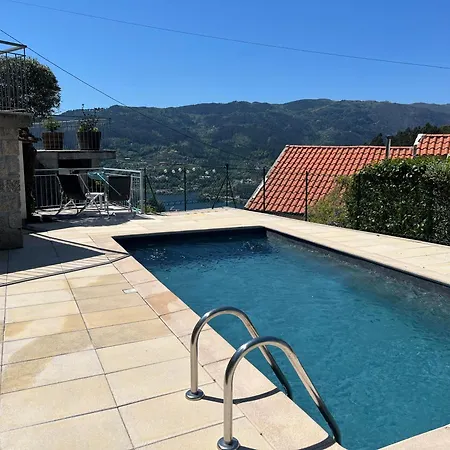 Casa Da Lage - Piscina - Vistas Rio - Gerês Casa de Férias