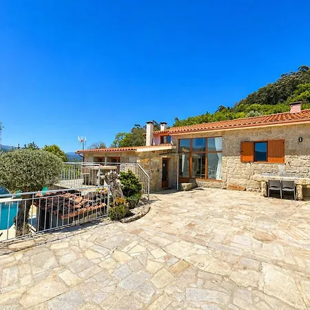Tatil Evi Casa Da Lage - Piscina - Bbq - Vistas Rio - Geres Vieira do Minho
