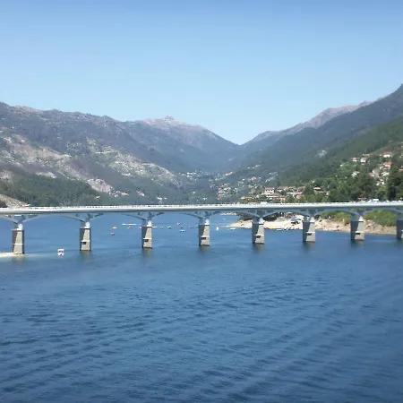 Nyaraló Casa Da Lage - Piscina - Vistas Rio - Geres *