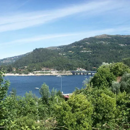 Holiday home Casa Da Lage - Piscina - Vistas Rio - Geres Vieira do Minho