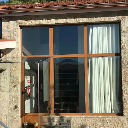 Casa Da Lage - Piscina - Bbq - Vistas Rio - Geres
